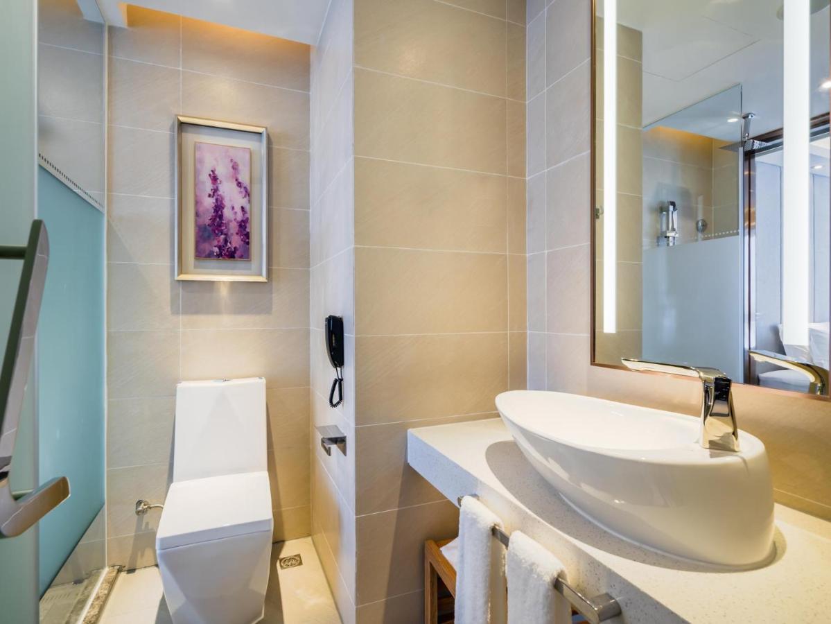 Lavande Hotel Luzhou Wanda Plaza Southwest Commercial City Bagian luar foto