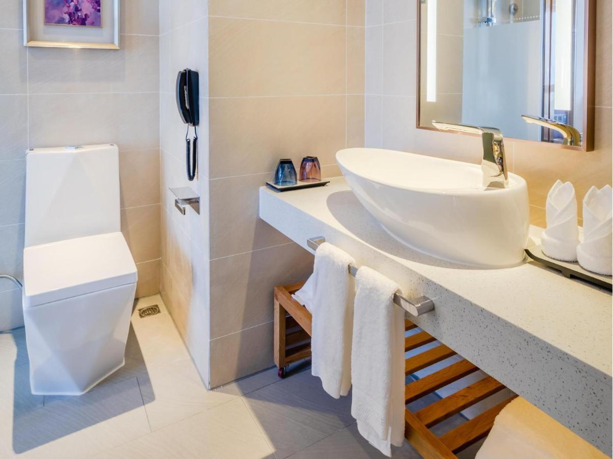 Lavande Hotel Luzhou Wanda Plaza Southwest Commercial City Bagian luar foto