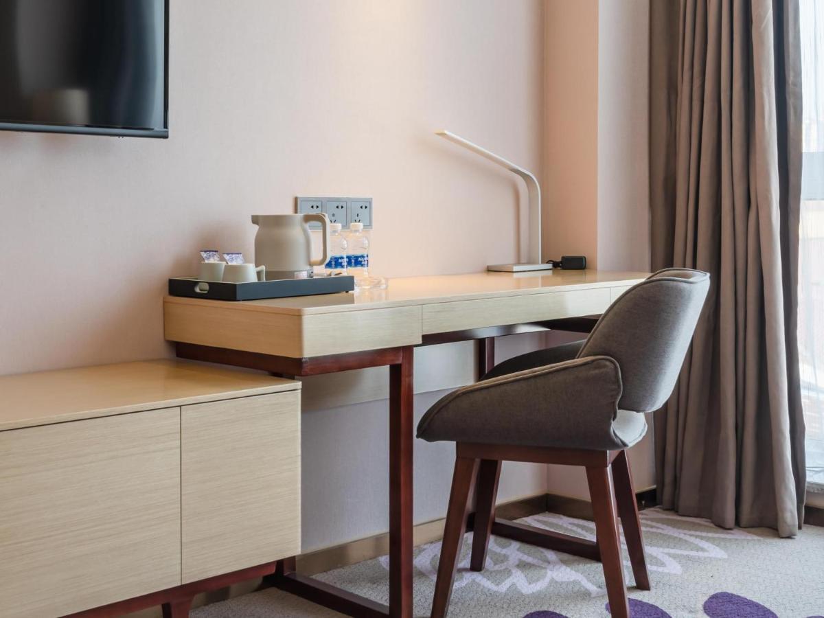 Lavande Hotel Luzhou Wanda Plaza Southwest Commercial City Bagian luar foto